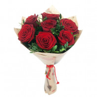 Букет от червени рози 7 Нюанса Червено